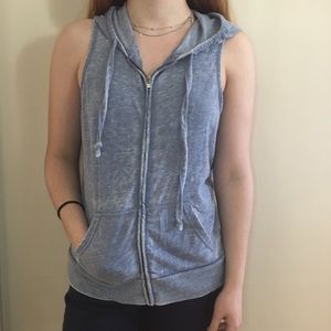 🦋Blue Sleeveless Zip Sweatshirt🦋